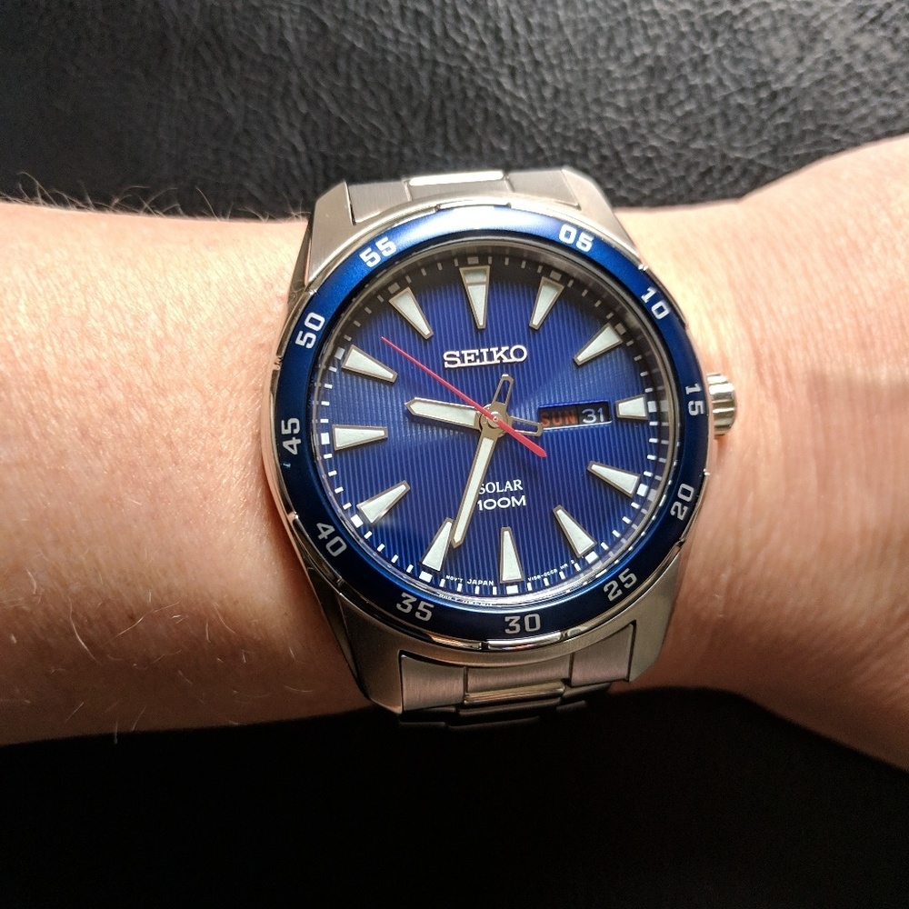Beautiful Seiko solar watch SNE391P1